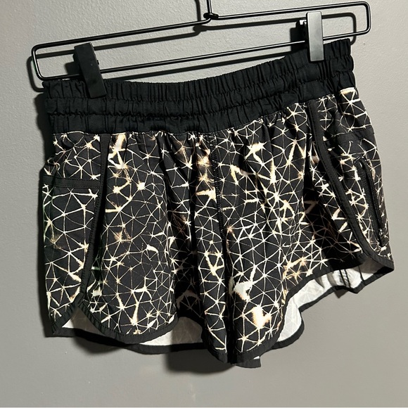 Lululemon workout bundle size 8 - Picture 6 of 13